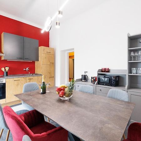 New Shalalaliving Vienna Spacious Home For Family & Friends Zewnętrze zdjęcie