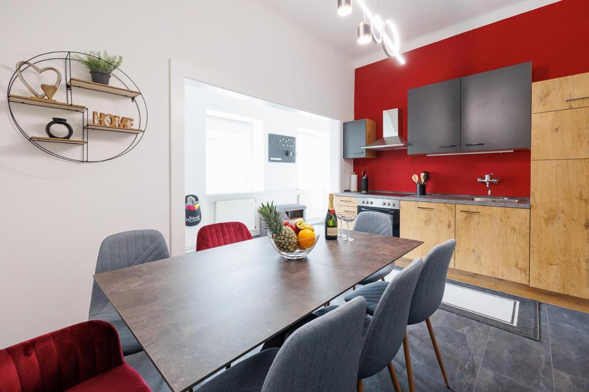 New Shalalaliving Vienna Spacious Home For Family & Friends Zewnętrze zdjęcie